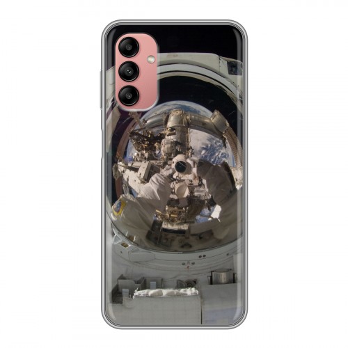 Дизайнерский силиконовый чехол для Samsung Galaxy A04s Космонавт