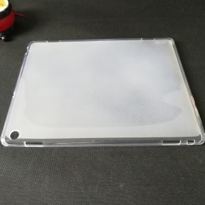 Силиконовый матовый полупрозрачный чехол для Huawei MediaPad M3 Lite 10 Белый