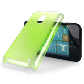 Пластиковый ультратонкий чехол для Nokia Lumia 620 серия Slim Зеленый