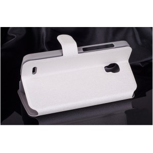 Текстурный чехол флип подставка на пластиковой основе с застежкой и внутренними карманами для Alcatel One Touch Pop 2 (5) Premium Белый