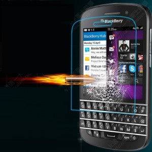 Ультратонкое износоустойчивое сколостойкое олеофобное защитное стекло-пленка для Blackberry Q10