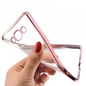 Силиконовый матовый полупрозрачный чехол с металлизированными границами для Samsung Galaxy A5 Розовый
