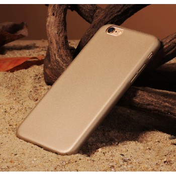 Пластиковый непрозрачный матовый чехол с повышенной шероховатостью для Iphone 6 Plus Бежевый