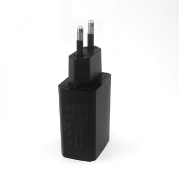 Универсальное сетевое зарядное устройство USB 10Вт (5В 2000мА) Черный