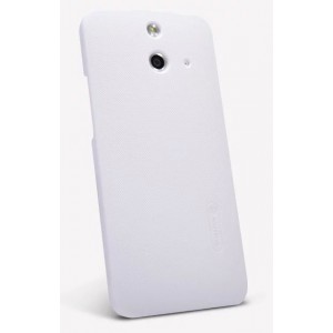 Пластиковый матовый нескользящий премиум чехол для HTC One E8 Белый