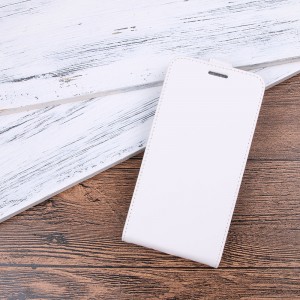 Вертикальный чехол-книжка для Xiaomi Mi 8 Lite с отделениями для карт и магнитной защелкой Белый