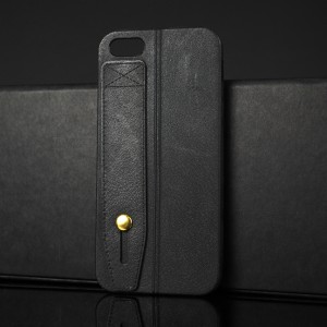 Силиконовый матовый непрозрачный чехол с текстурным покрытием Кожа и петлей-держателем для Iphone 5s/5/SE Черный