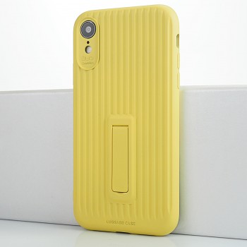 Силиконовый матовый непрозрачный чехол с нескользящим софт-тач покрытием и встроенной ножкой-подставкой для Iphone Xr Желтый