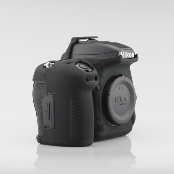 Силиконовый матовый нескользящий чехол для Nikon D750 Черный
