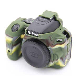 Силиконовый матовый нескользящий чехол с текстурой Камуфляж для Nikon D5600