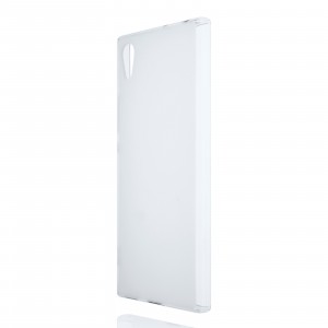 Силиконовый матовый полупрозрачный чехол для Sony Xperia XA1