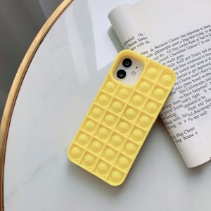 Силиконовый чехол антистресс-игрушка Pop It (Simple dimple) для Iphone 11 Желтый